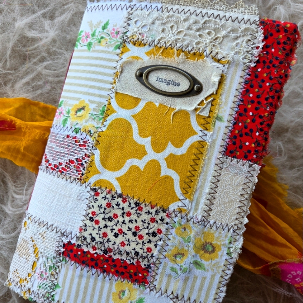 Patchwork Eclectic SUMMER Junk JOURNAL - Picture 3 of 17